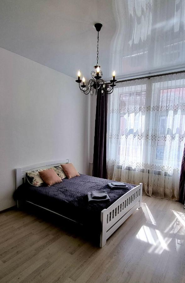 Центр Апарт Lägenhet Ternopil Exteriör bild